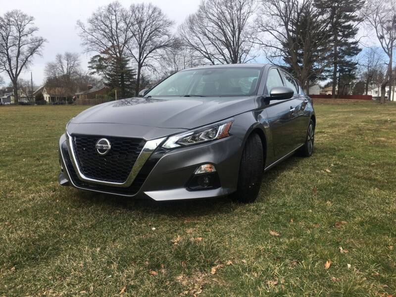 2019 Nissan Altima for sale at Pinnacle Automotive Group in Roselle NJ