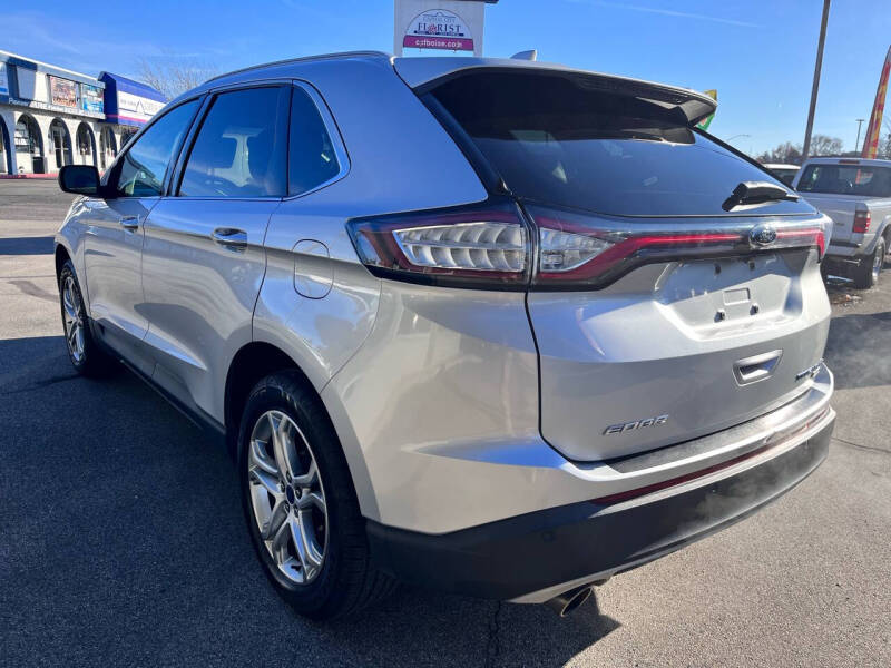 2015 Ford Edge Titanium photo 4