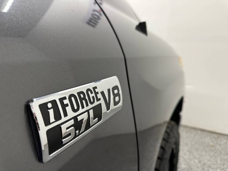 2015 Toyota Tundra SR5