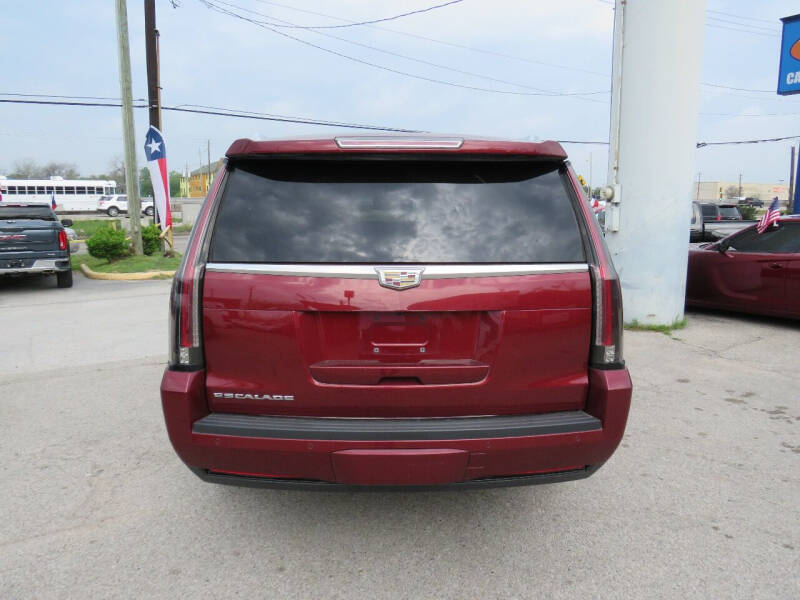 2016 Cadillac Escalade ESV Platinum