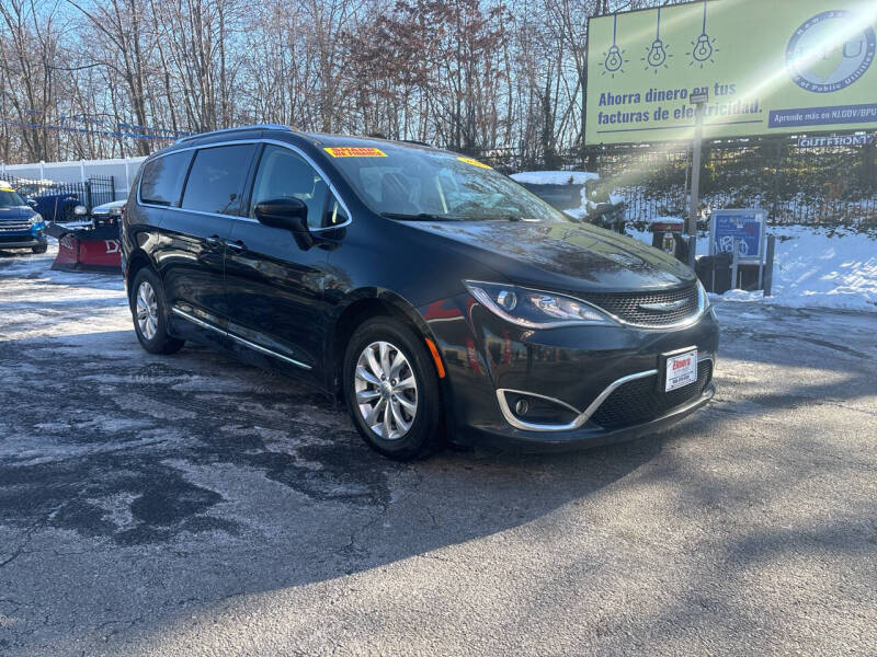 2018 Chrysler Pacifica Touring L
