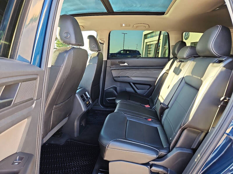 2023 Volkswagen Atlas V6 SE