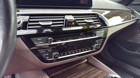 2022 BMW 5 Series 530e xDrive