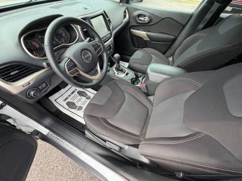 2017 Jeep Cherokee Latitude