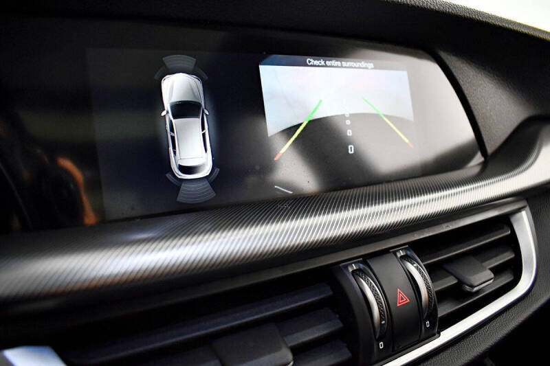 2019 Alfa Romeo Stelvio Ti Sport