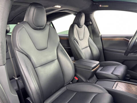 2020 Tesla Model X Long Range Plus