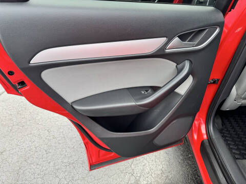 2017 Audi Q3 2.0T Premium