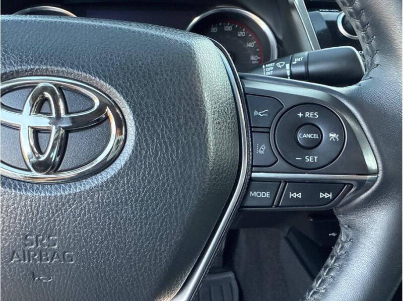 2020 Toyota Camry XSE