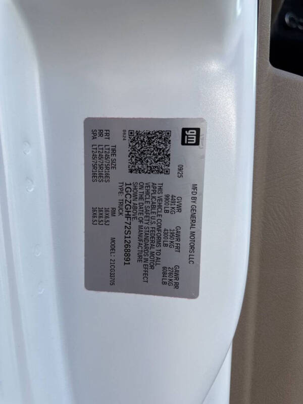 2025 Chevrolet Express 3500