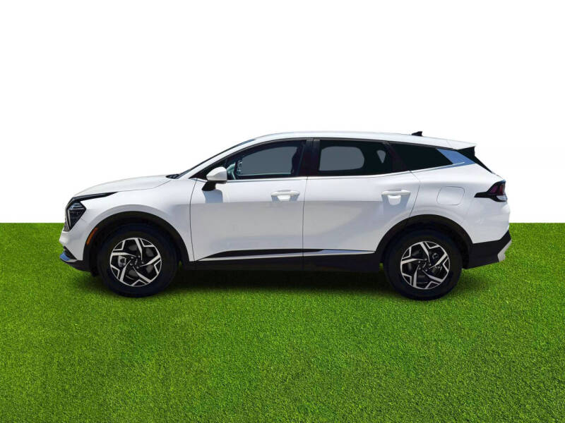 2024 Kia Sportage LX