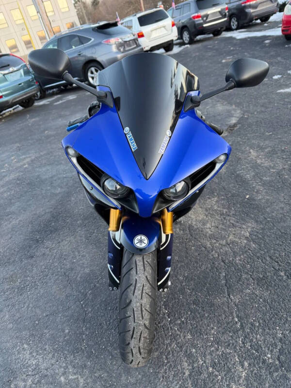 2013 Yamaha YZF-R1 Blue/White