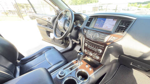 2015 Nissan Pathfinder Platinum