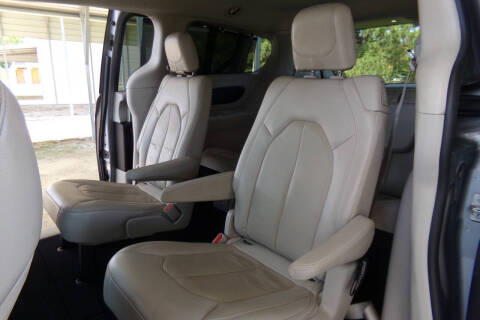 2021 Chrysler Pacifica Touring L