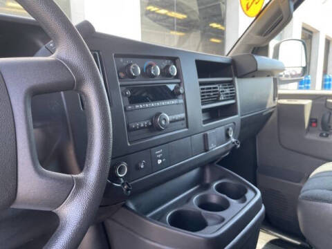 2023 Chevrolet Express 2500