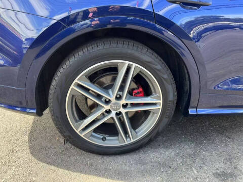 2019 Audi SQ5 3.0T quattro Premium Plus