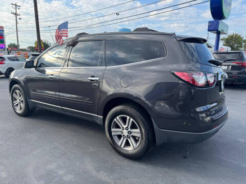 2017 Chevrolet Traverse LT