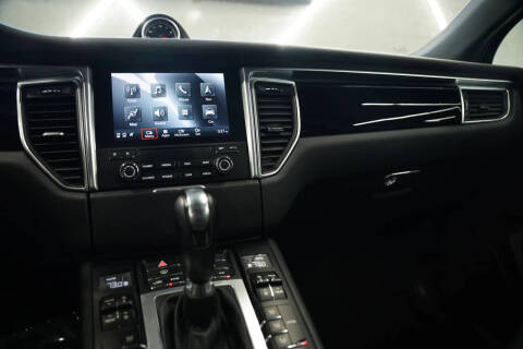 2018 Porsche Macan S