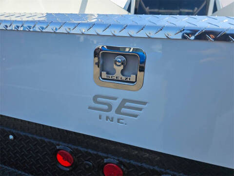 2025 Ford F-350 Super Duty XL