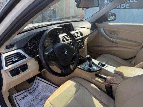 2015 BMW 3 Series 320i