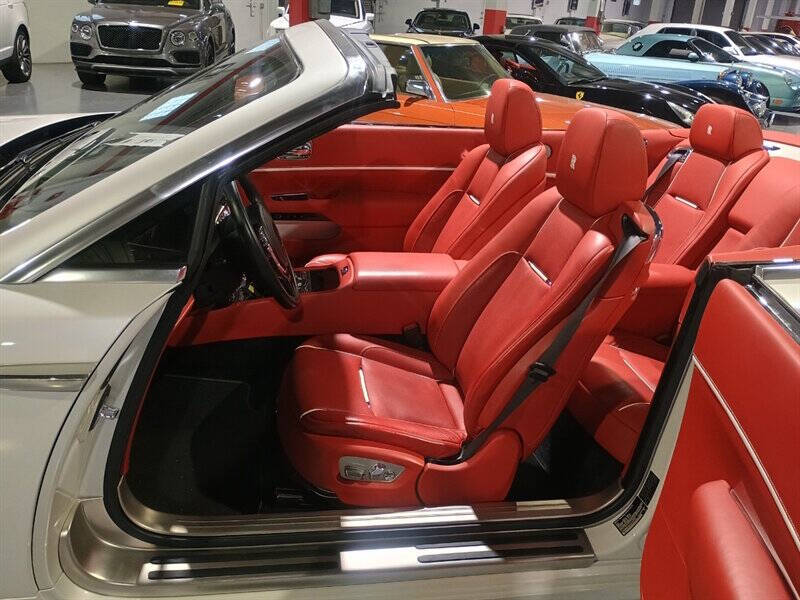 2018 Rolls-Royce Dawn 39
