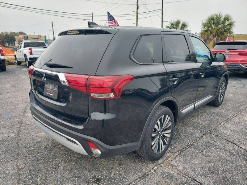 2020 Mitsubishi Outlander ES