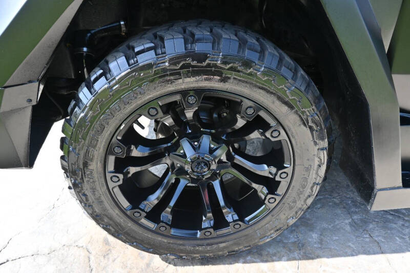 2003 HUMMER H2