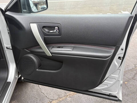 2011 Nissan Rogue SV