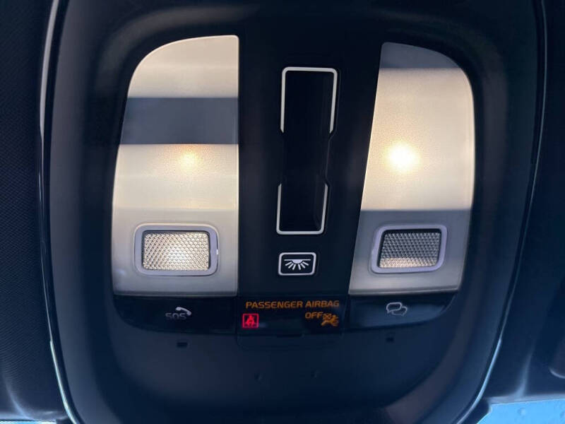 2026 Volvo XC60 B5 Ultra Black Edition