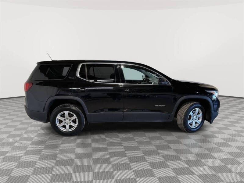2017 GMC Acadia SLE-1