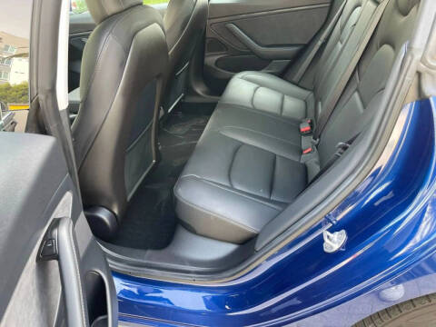 2019 Tesla Model 3 Mid Range