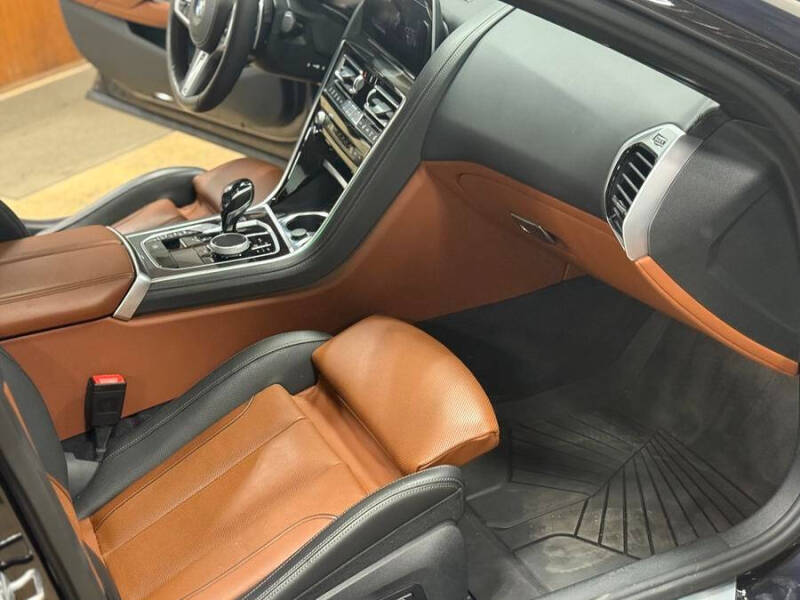 2020 BMW 8 Series 840i