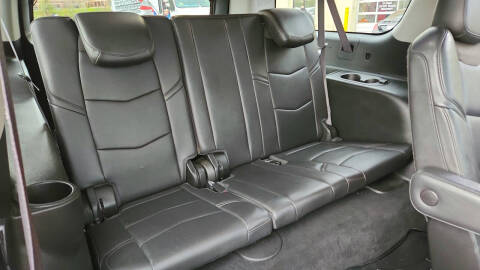 2018 Cadillac Escalade ESV Luxury