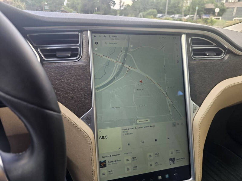 2014 Tesla Model S 85