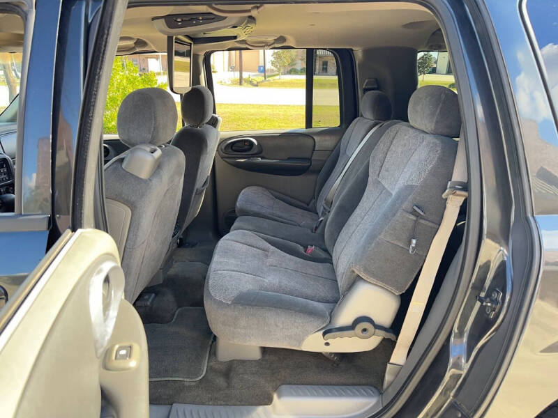 2004 Chevrolet TrailBlazer EXT LT