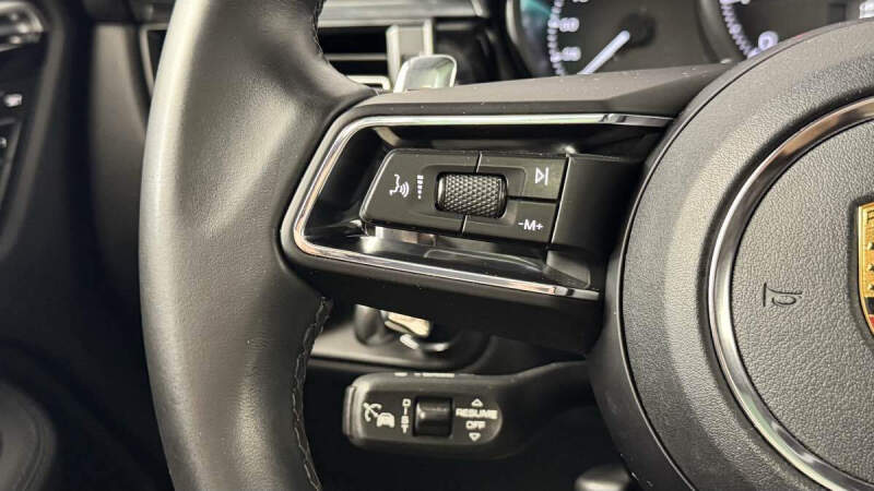 2023 Porsche Macan