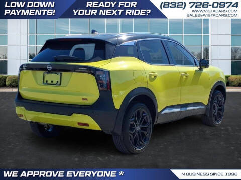 2025 Nissan Kicks SR