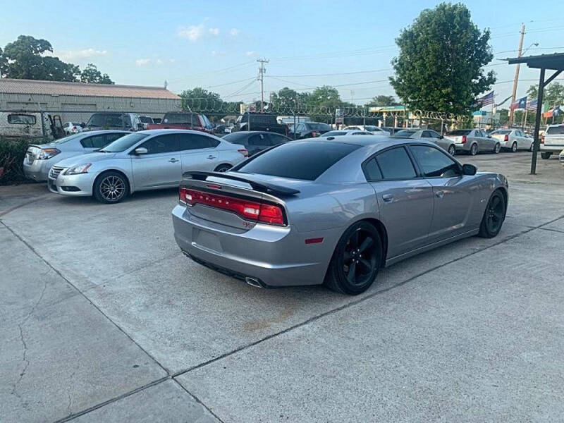 2013 Dodge Charger R/T Plus