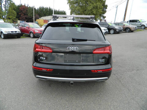 2018 Audi Q5 2.0T quattro Premium Plus