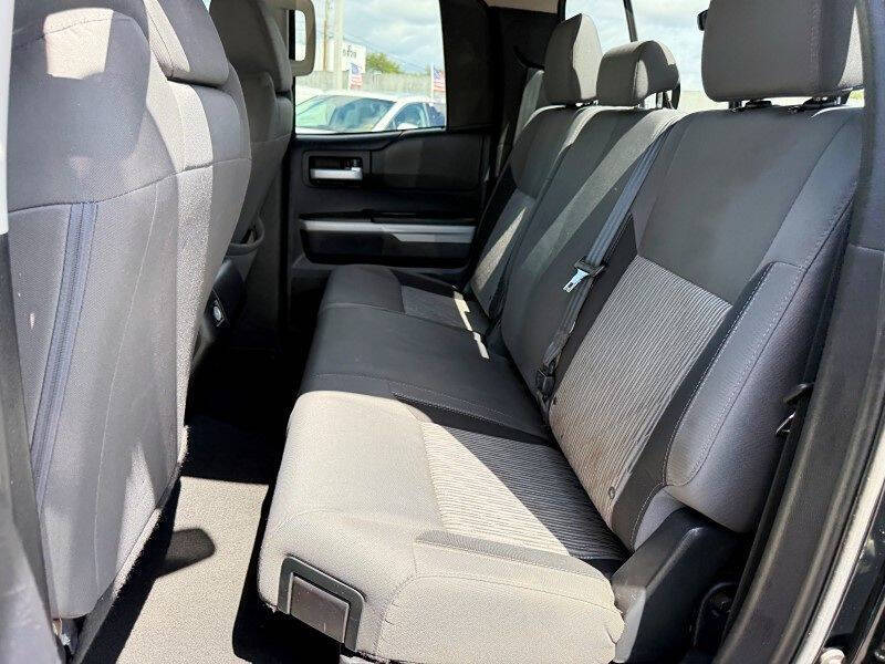 2016 Toyota Tundra SR5