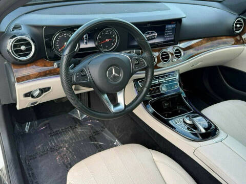 2017 Mercedes-Benz E-Class E 300 4MATIC