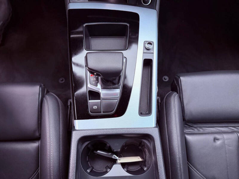 2024 Audi Q5 Sportback quattro S line Premium 45 TFSI