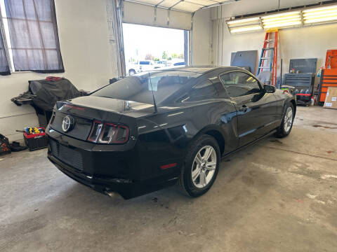2014 Ford Mustang V6