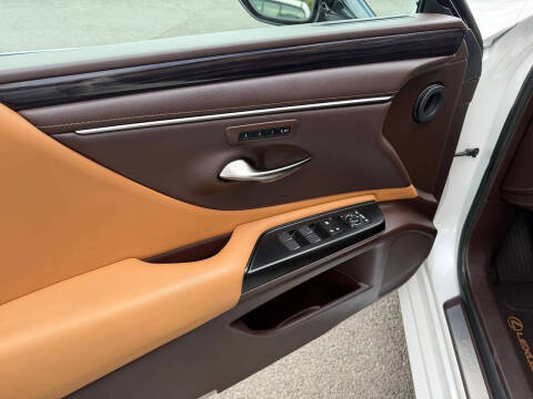 2020 Lexus ES 350
