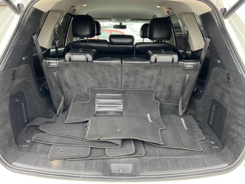 2019 Nissan Pathfinder SL