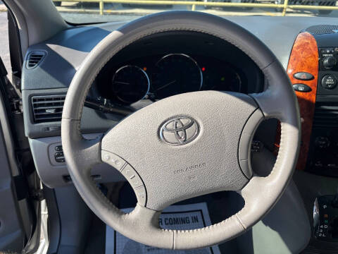 2007 Toyota Sienna XLE 7-Passenger
