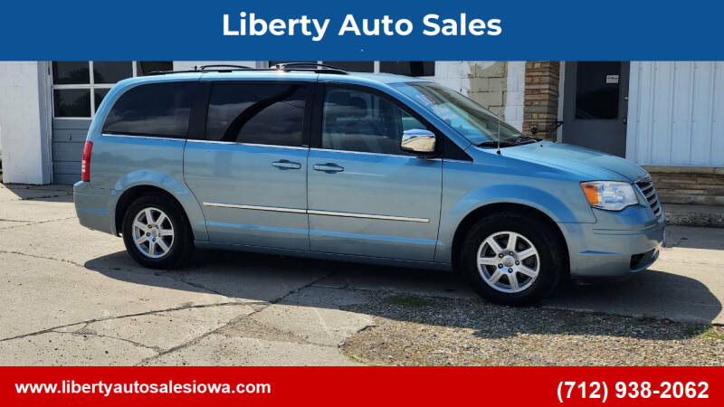 2010 Chrysler Town and Country for sale at Liberty Auto Sales in Merrill IA