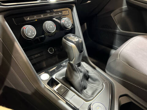 2023 Volkswagen Taos SE 4Motion