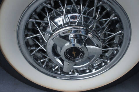 1957 Ford Thunderbird