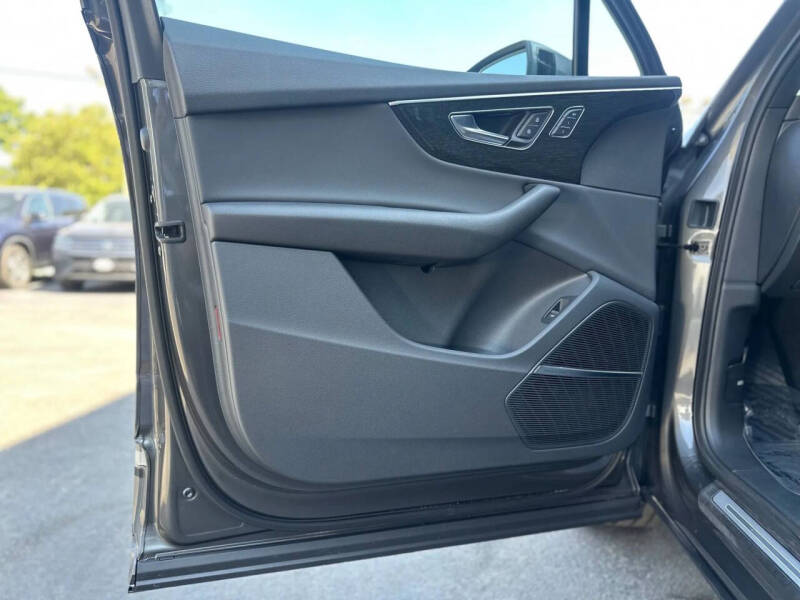 2021 Audi Q7 quattro Premium Plus 45 TFSI