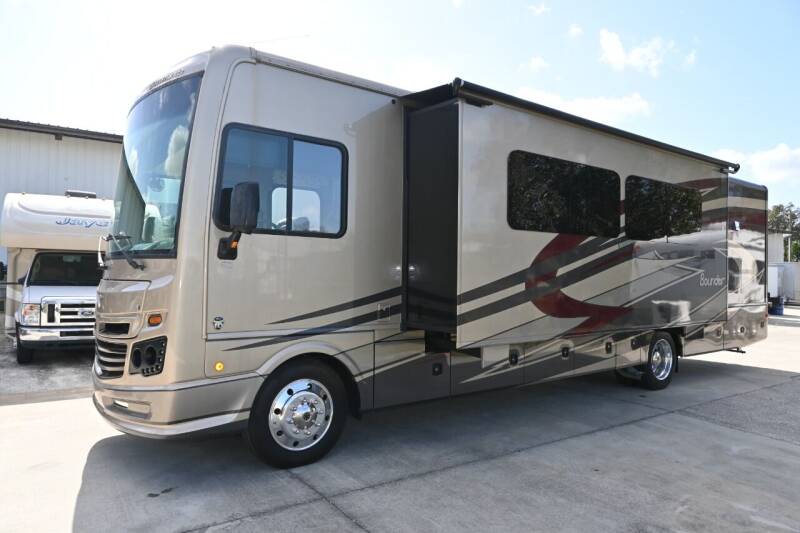 2018 Fleetwood Bounder 35K for sale at Thurston Auto and RV Sales in Clermont FL